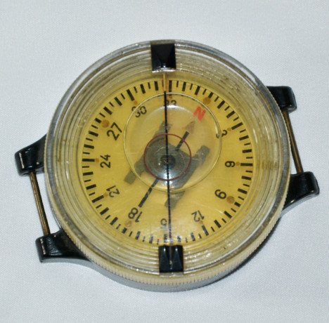 narucnyi-kompas-liuftvaffe-modeli-ak-39-big-3