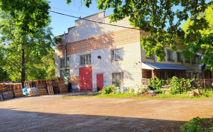 prodaz-ofisno-skladskogo-primishhennia-531-m2-big-0