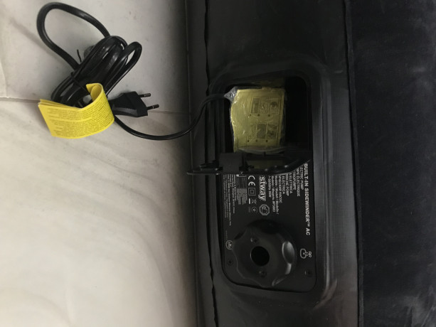 naduvnii-matrac-bestway-203x1521sm-iz-pidviinim-vbudovanim-nasosom-big-2