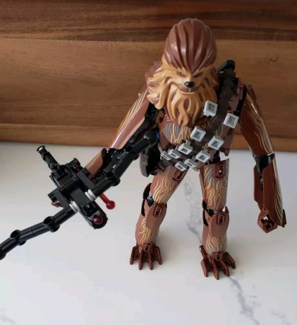 kollekciia-star-wars-cubakka-vuki-kotorogo-my-zasluzivaem-big-2