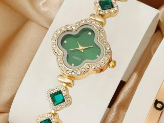 Часики Van Cleef