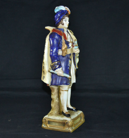 farforovaia-figurka-torgovaia-marka-porcelaine-de-paris-big-1