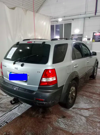 kia-sorento-2004-35-v6-big-1