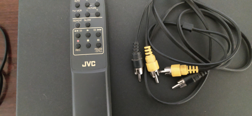 pisushhii-videopleerjvc-hr-p7-s-ostrovov-big-4