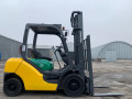 vilkovii-avtonavantazuvac-komatsu-z-bicnim-zmishhenniam-model-fg25c-15-small-5