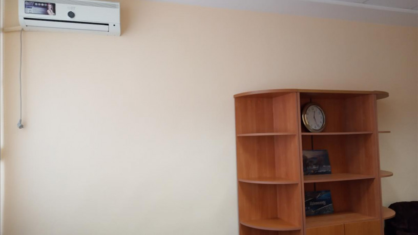 sdam-v-arendu-ofis-originalnoi-planirovki-pomeshhenie-ocen-teploe-big-3