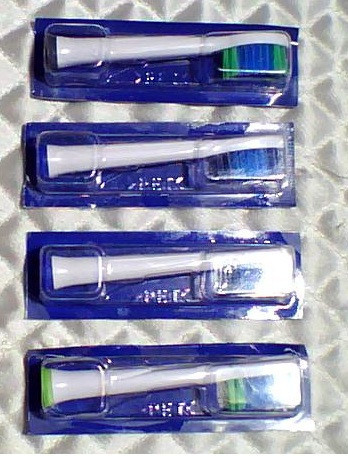 nasadka-dlia-elektriceskoi-zubnoi-shhetki-philips-big-0