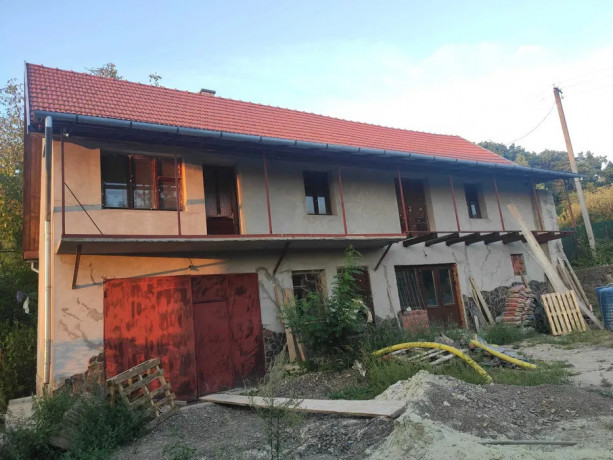 prodajetsia-budinok-v-mkr-goriani-big-0