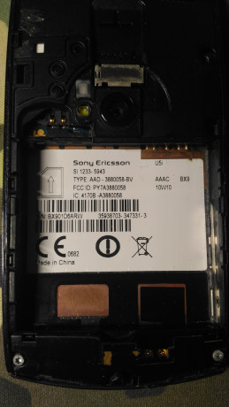 sony-ericsson-u5i-big-2