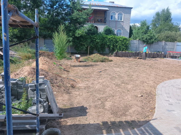zemelnye-raboty-rascistitka-territoriipokos-i-dr-big-0