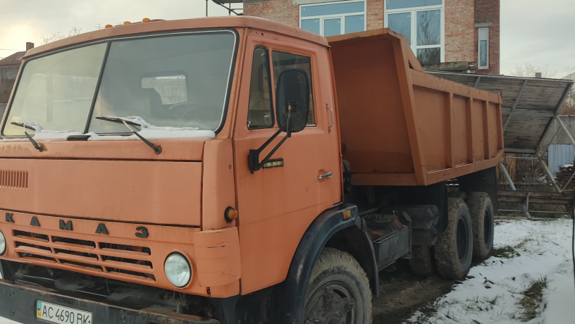 kamaz-55111-specializovanii-vantaznii-samoskid-big-2