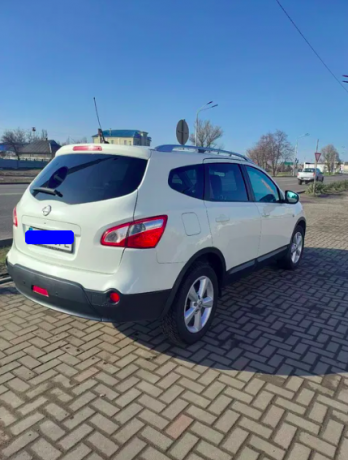 nissan-qashqai-2010g-20-diesel-big-1