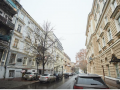 prodaz-kvartiri-v-teatralnii-per-small-0