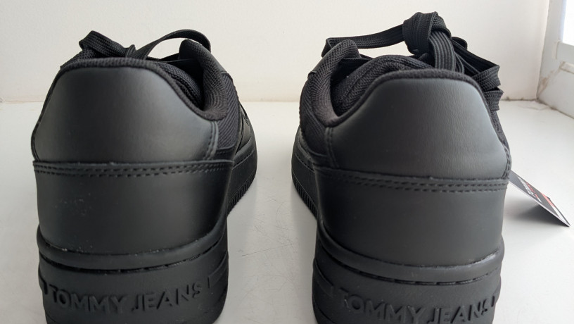 colovici-corni-skiriani-snikerci-tommy-jeans-big-3