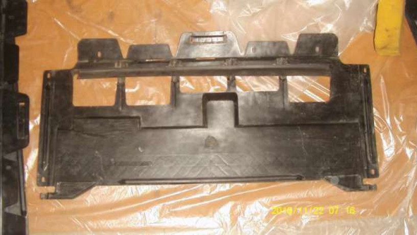 pylnik-dvigatelia-citroen-c5-05-08-original-big-0