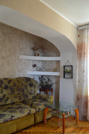 sdam-posutocno-i-pocasovo-kvartiry-v-zaporoze-big-0