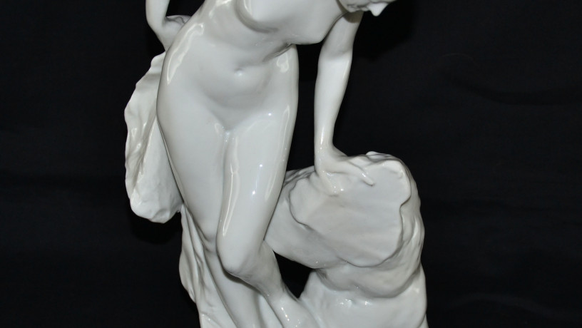 farforovaia-statuetkavenera-big-5