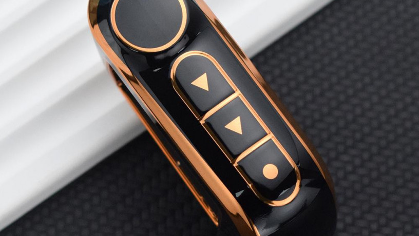 novyi-cexol-dlia-breloka-starline-a93-a63-iz-tpu-big-3