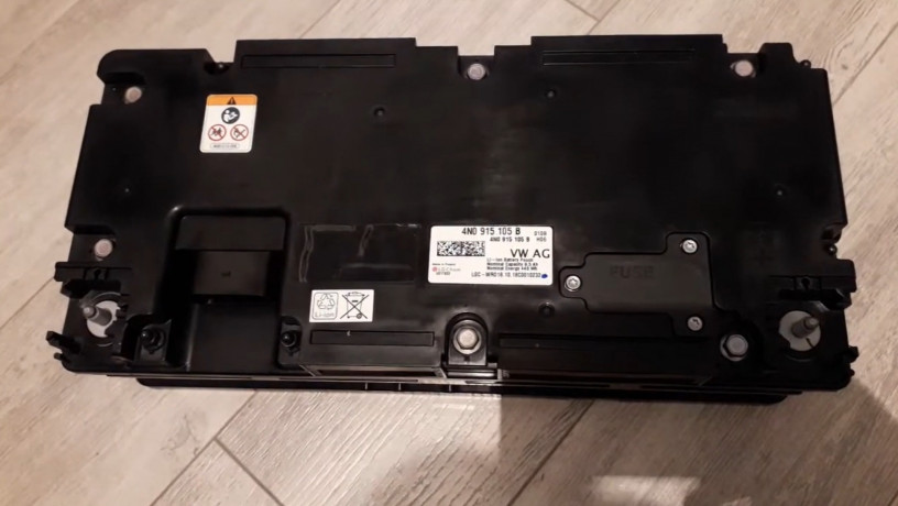remont-battery-tesla-litievogo-akb-16v-li-ion-battery-tesla-big-4