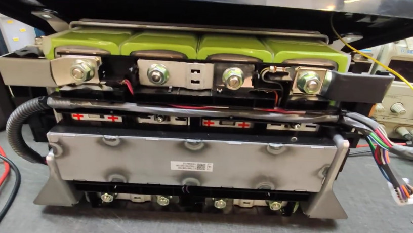 remont-battery-tesla-litievogo-akb-16v-li-ion-battery-tesla-big-3