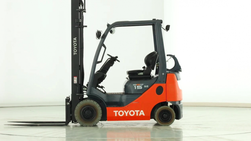 vilkovii-avtonavantazuvac-kara-toyota-8-fgf15-big-0