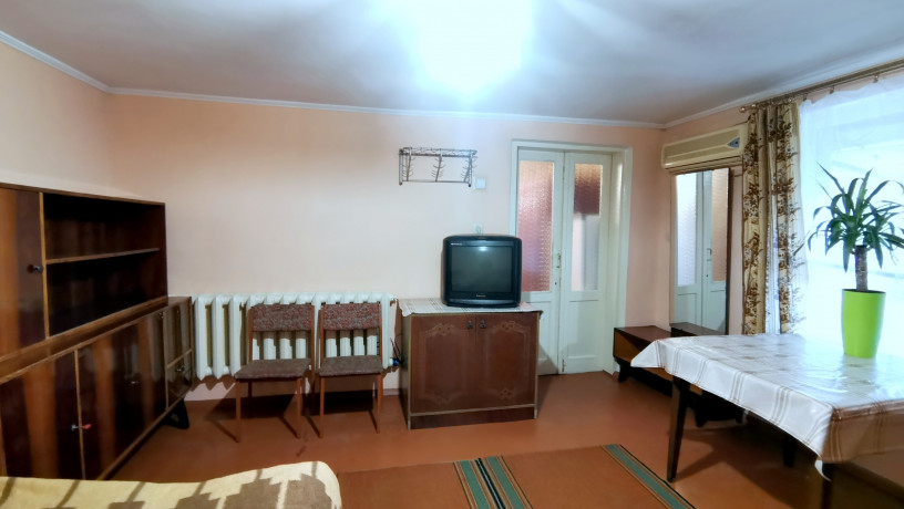 sdam-2-e-komnaty-v-castnom-dome-v-dolgosrocnuiu-arendu-big-1