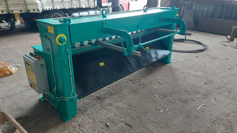 giliotina-25x2500-big-2
