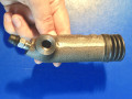 robocii-cilindr-zceplennia-do-avtomobilia-toyota-corolla-e80-small-3