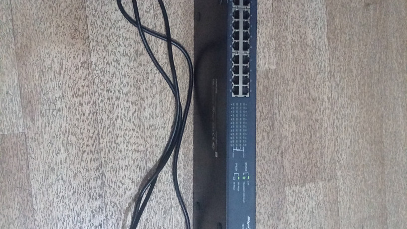 kommutator-asus-gigax-1024x-zeleznyi-sovmestim-s-19-diuimovoi-stoikoi-big-2