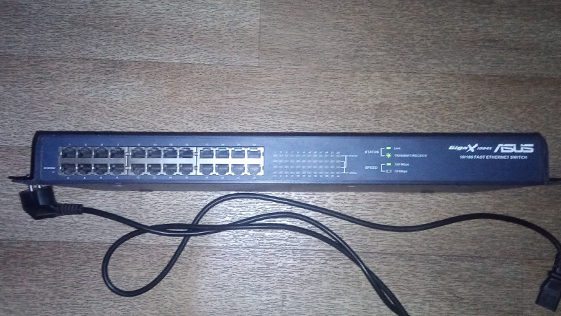 kommutator-asus-gigax-1024x-zeleznyi-sovmestim-s-19-diuimovoi-stoikoi-big-0
