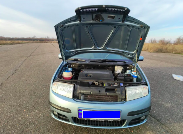 skoda-fabiia-xetcbek-2006g-14-mpi-big-2