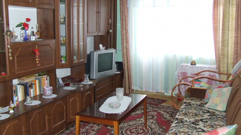 arenda-2-kom-kvartira-s-udobstvami-na-ul-pronspekt-45-uzgorod-big-3