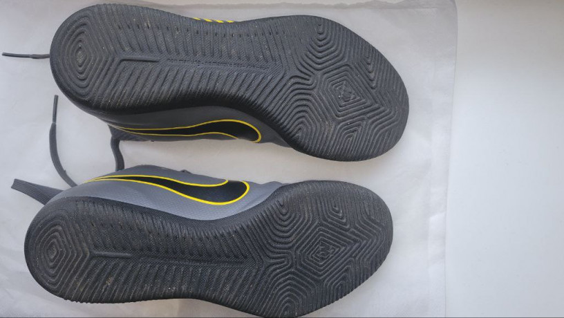 futbolni-krosivki-kompaniyi-nike-mercurial-big-3