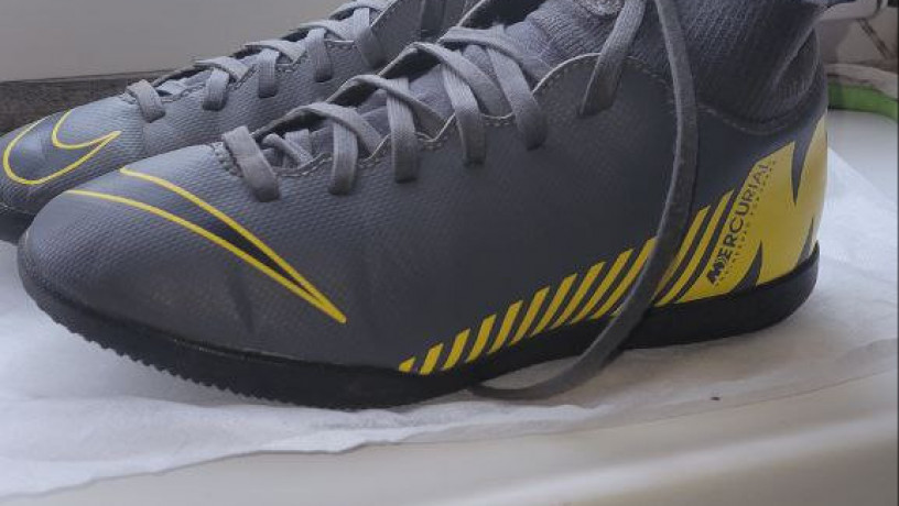 futbolni-krosivki-kompaniyi-nike-mercurial-big-0
