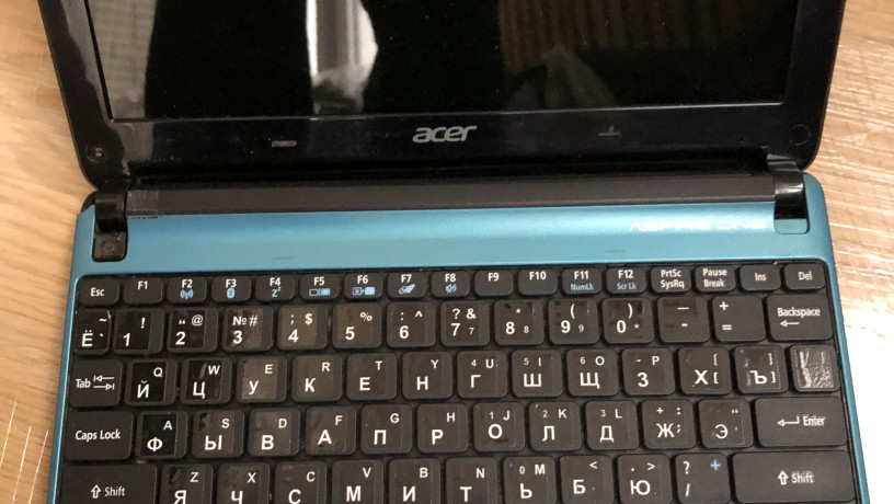 acer-one-d270-1865-modze7-big-1