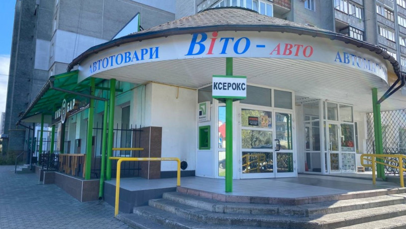 prodam-primishhennia-5383-kvm-v-centri-40-kvartalu-gordiiuk-37-big-0