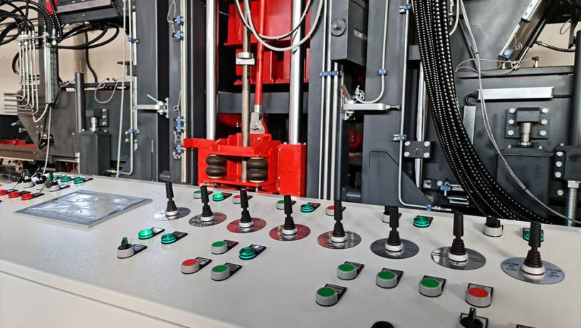 vibropres-prometal-pro-1000-dlia-virobnictva-blokiv-brukivki-bordiuriv-big-1