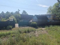 budinok-iz-velikoiu-zemelnoiu-diliankoiu-v-malyovnicomu-misci-small-4