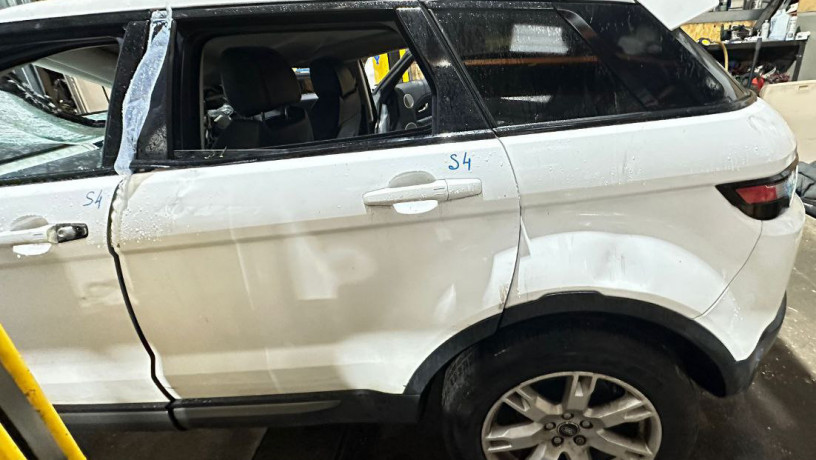 razborka-bu-zapcasti-range-rover-evoque-po-zapcastiam-lend-rover-evok-big-2