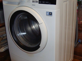 Стиральная машина Electrolux PerfectCare 600 1200 об/мин., 7 кг.