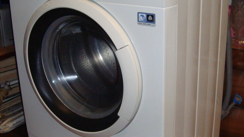 stiralnaia-masina-electrolux-perfectcare-600-1200-obmin-7-kg-big-0