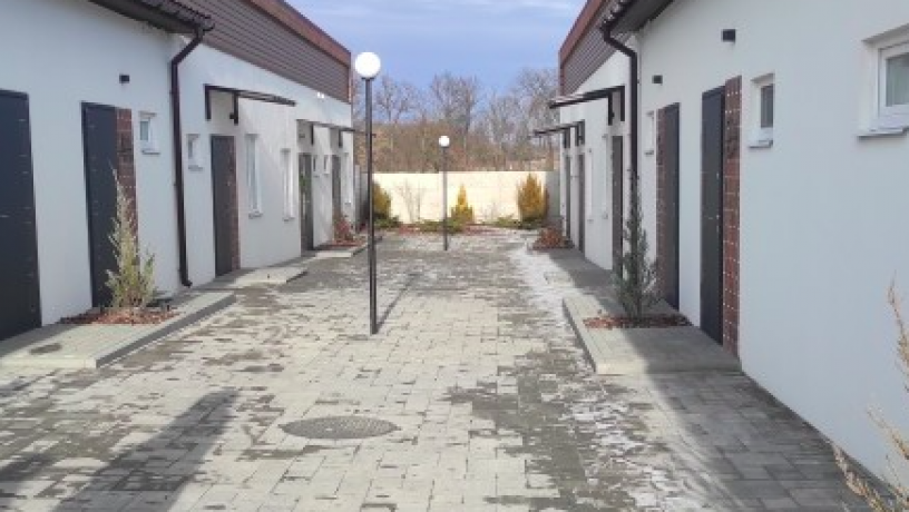 taunxaus-xutorok-293-m2-vid-zabudovnika-big-0