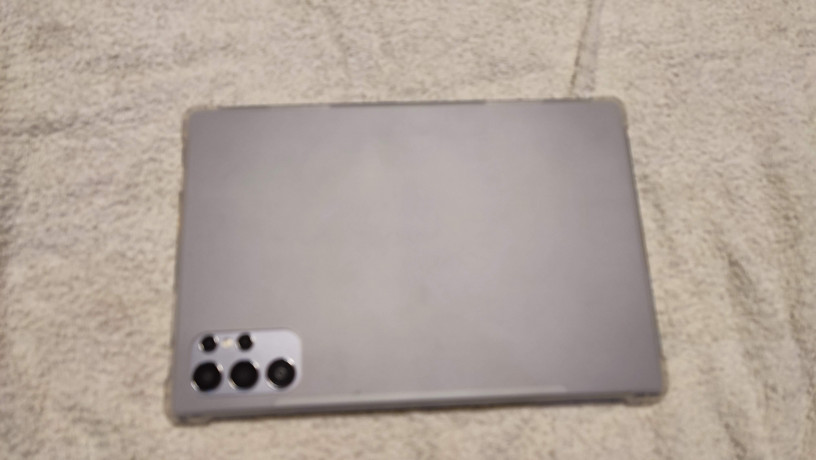 planset-universalnii-pad-ultra-101-android-z-klaviaturoiu-big-2