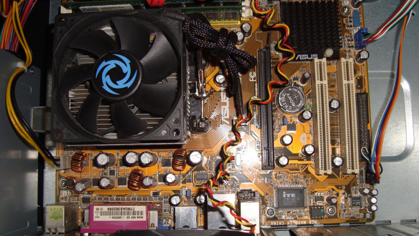 sistemnyi-blok-asus-amd-athlon-64-x2-5000-big-3