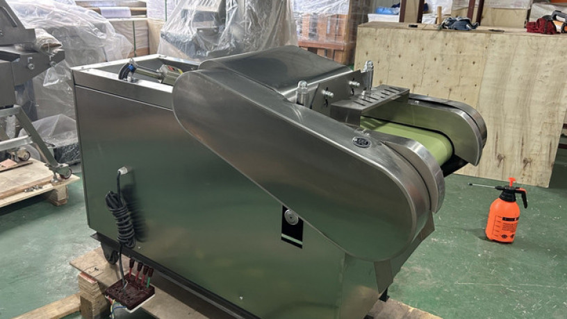 ovocerizka-narizka-slaisami-ta-kubikami-stvega-belt-cutter-gilo-h300-big-0