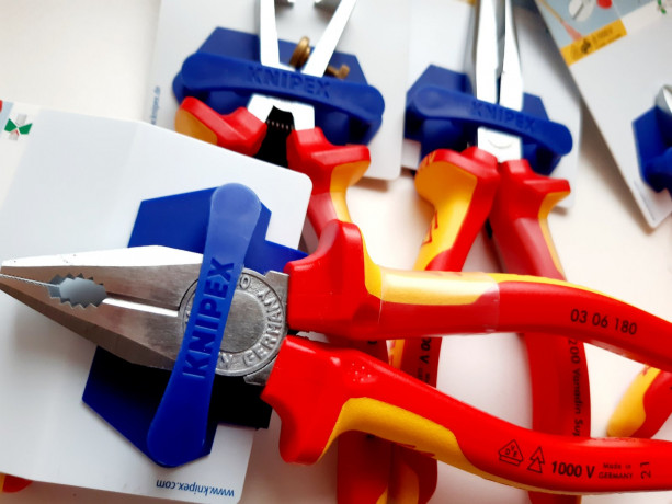 profesiinii-rucnii-instrument-knipex-big-6