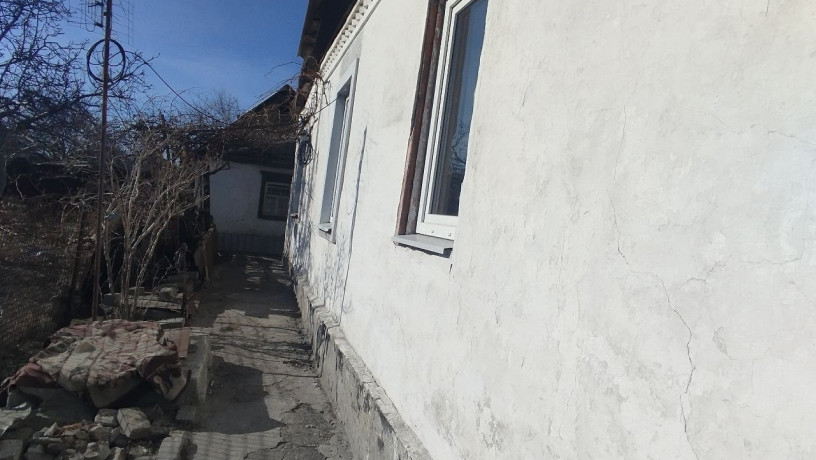 prodam-poldoma-na-ul-kalinovoi-big-1