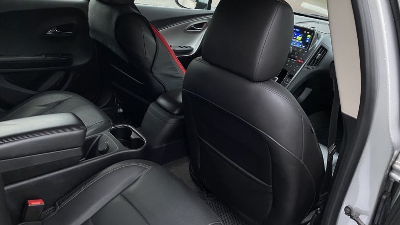 chevrolet-volt-2014-big-7