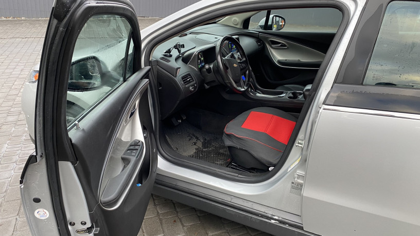 chevrolet-volt-2014-big-5