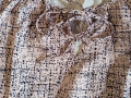 zinoca-bluza-z-v-podibnim-virizom-na-snurkax-nova-small-4